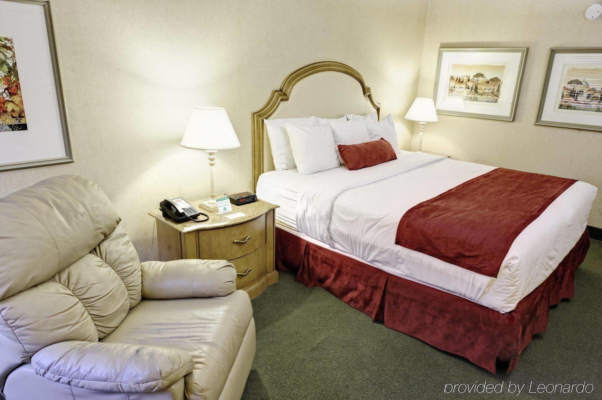 Livinn Hotel Cincinnati North/ Sharonville Eksteriør billede